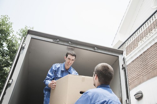 Organised small removal service for homes and offices in Chelsea